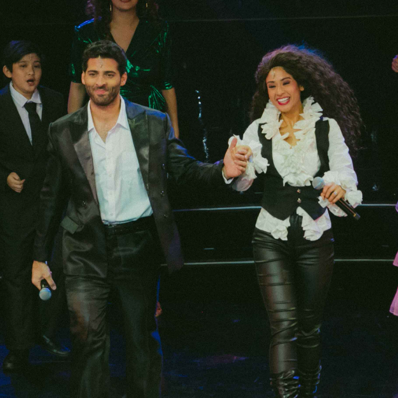 9works-theatricals-on-your-feet-the-story-of-emilio-gloria-estefan-earns-its-standing-ovation