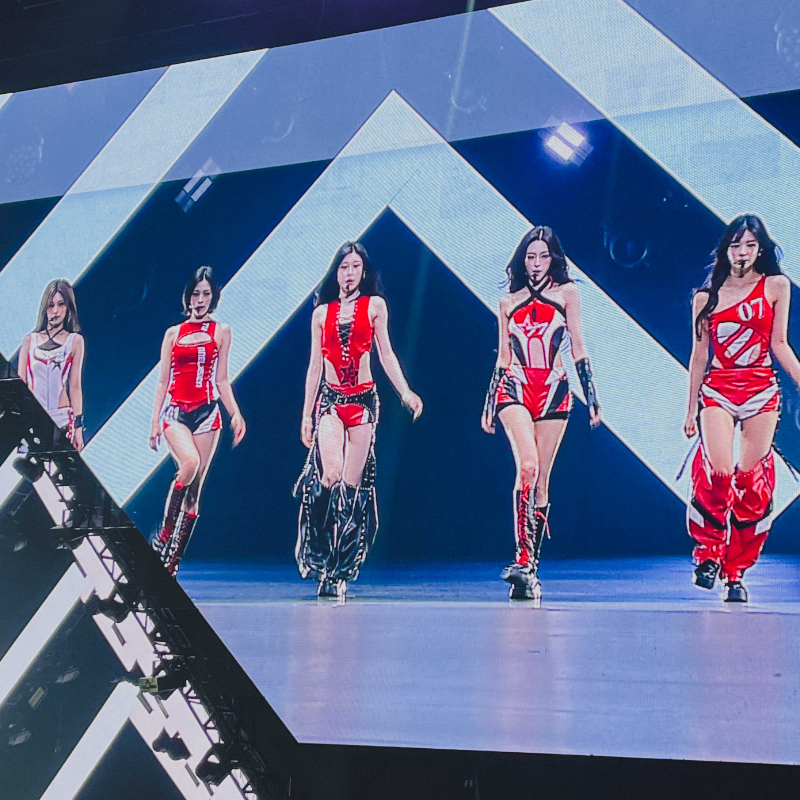 itzy-hops-in-manilas-lane-with-their-3rd-world-tour-tunnel-vision